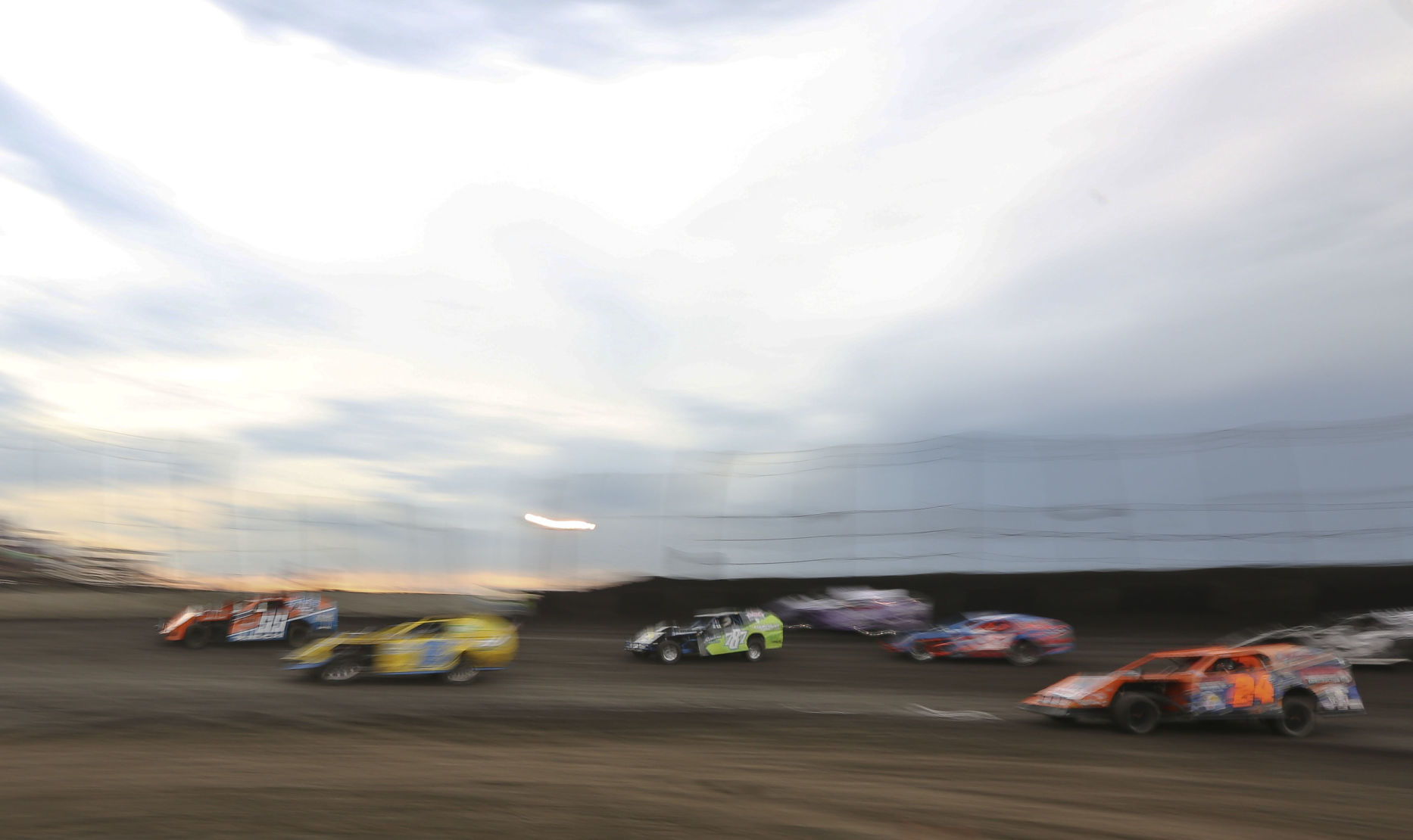 HR 100 52 07.05.18.JPG